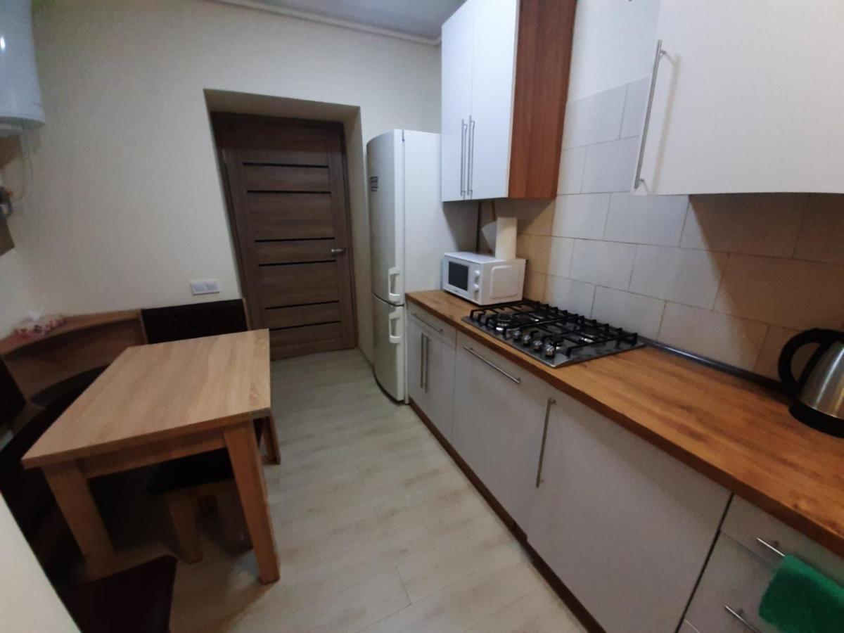 Marka Vovchka Apaartment 利沃夫 外观 照片
